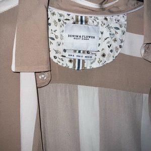 Men’s striped short sleeve collared button down